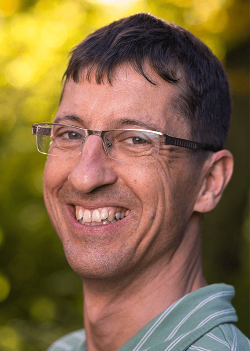 Martin-seitlich_500x700